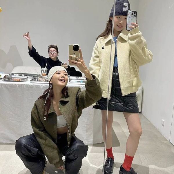 質感字母刺繡 搖粒絨短款夾克羊羔毛外套 質感字母刺繡 搖粒絨短款夾克羊羔毛外套