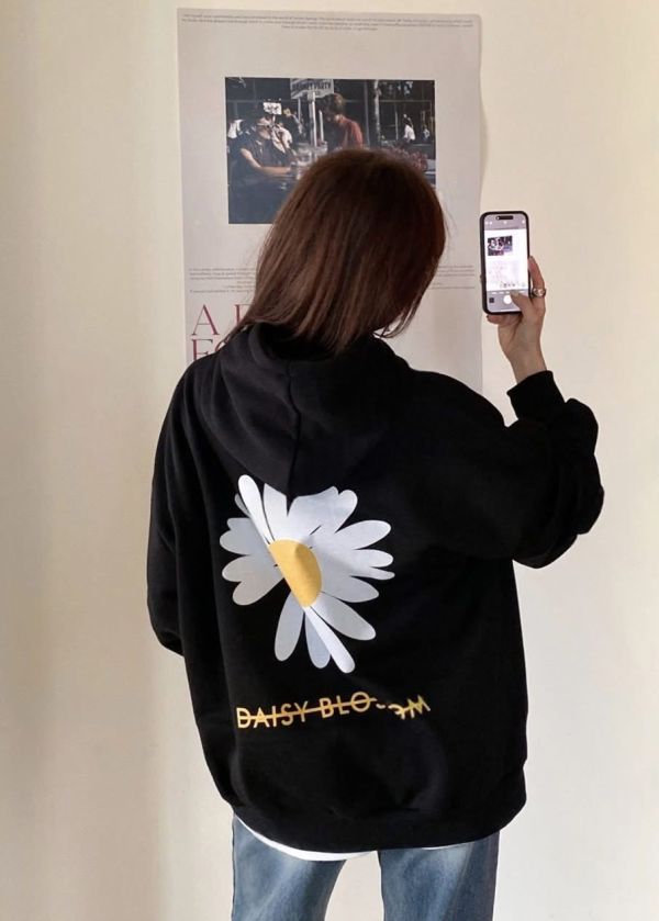 雛菊率性口袋內刷毛帽T-3色 雛菊率性口袋內刷毛帽T-3色