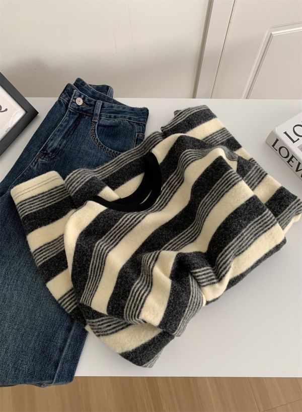 長版寬鬆仿兔絨 柔軟鬆弛感上衣 長版寬鬆仿兔絨 柔軟鬆弛感上衣