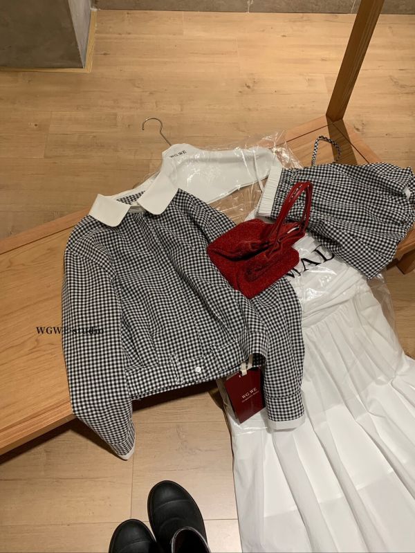 復古格子娃娃領襯衫+百搭顯瘦短裙套裝 復古格子娃娃領襯衫+百搭顯瘦短裙套裝