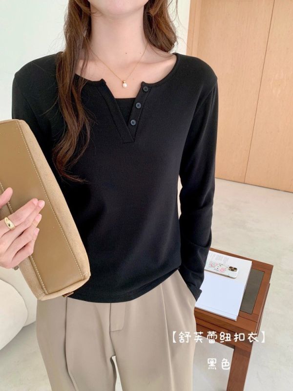 舒芙蕾韓系小V領軟軟磨毛修身上衣-3色 舒芙蕾韓系小V領軟軟磨毛修身上衣-3色
