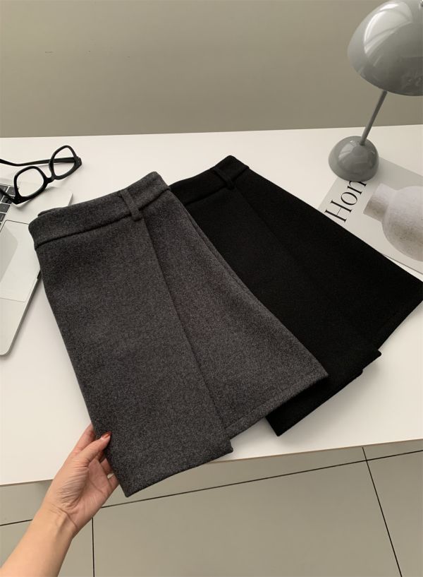 氣質款一片式A字毛呢半身裙防走光短裙-2色 氣質款一片式A字毛呢半身裙防走光短裙-2色
