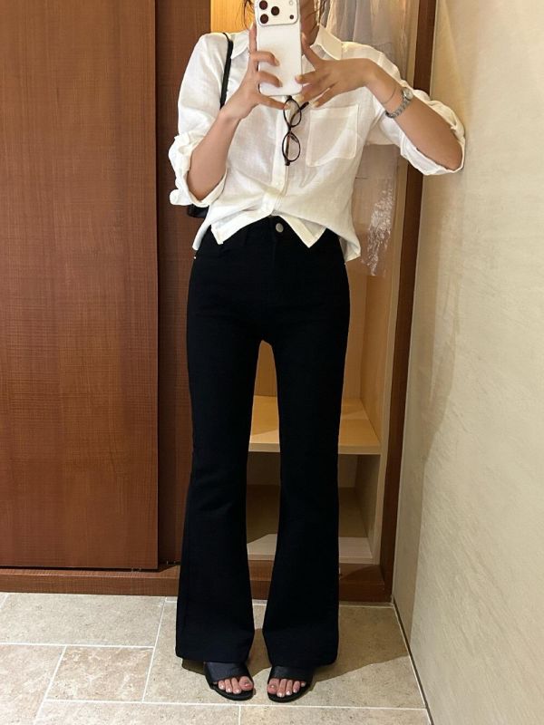 高腰顯瘦微喇叭大長腿牛仔褲-3色 高腰顯瘦微喇叭大長腿牛仔褲-3色