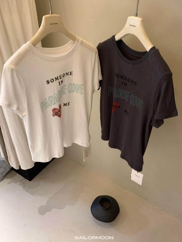 愛心字母印花顯瘦圓領T恤-3色 愛心字母印花顯瘦圓領T恤-3色