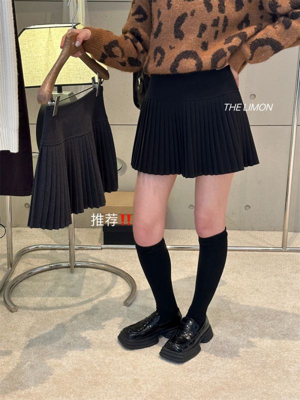 休閒風厚版磨毛呢百搭百褶裙-2色 休閒風厚版磨毛呢百搭百褶裙-2色