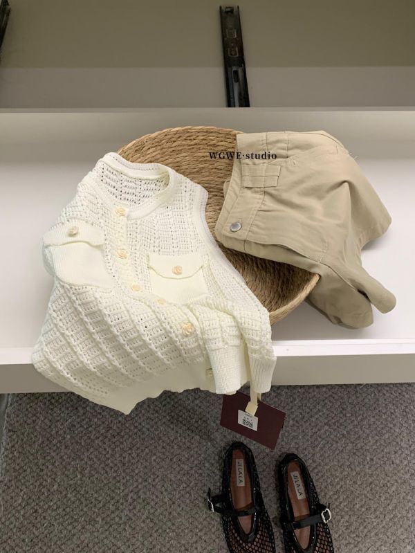 法式小香風鏤空氣質針織背心-3色 法式小香風鏤空氣質針織背心-3色