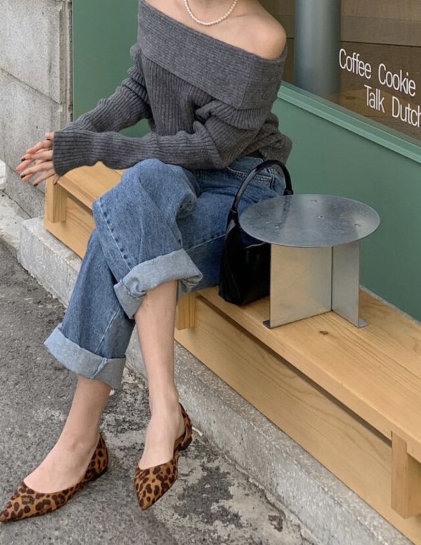 Korea 坑條一字領針織毛衣-4色 Korea 坑條一字領針織毛衣-4色