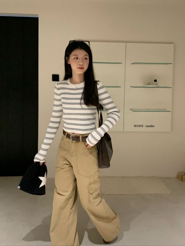 撞色條紋百搭修身針織上衣-2色 撞色條紋百搭修身針織上衣-2色