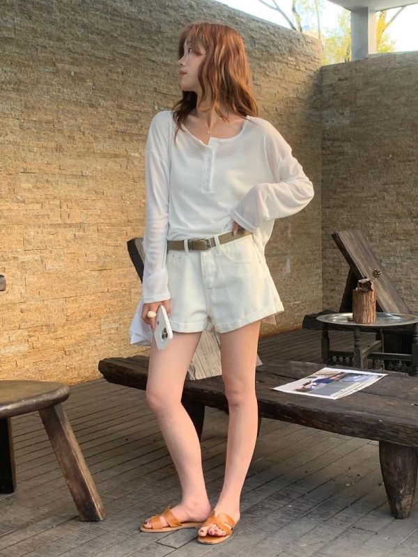 捲邊設計感百搭春夏牛仔短褲-3色 捲邊設計感百搭春夏牛仔短褲-3色