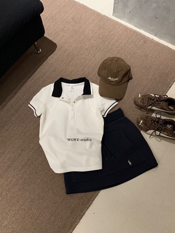 撞色POLO衫+防走光半身裙休閒套裝-3色 撞色POLO衫+防走光半身裙休閒套裝-3色