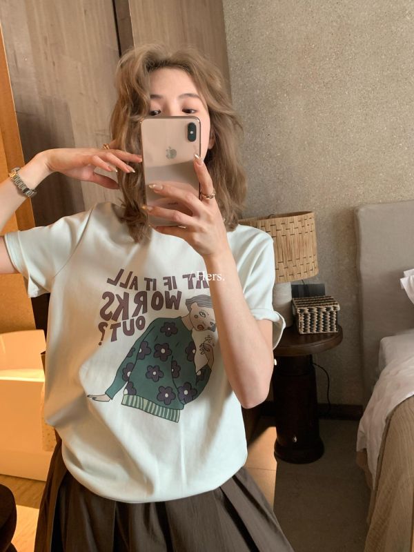 趣味小眾女孩圖案短袖T恤-2色 趣味小眾女孩圖案短袖T恤-2色