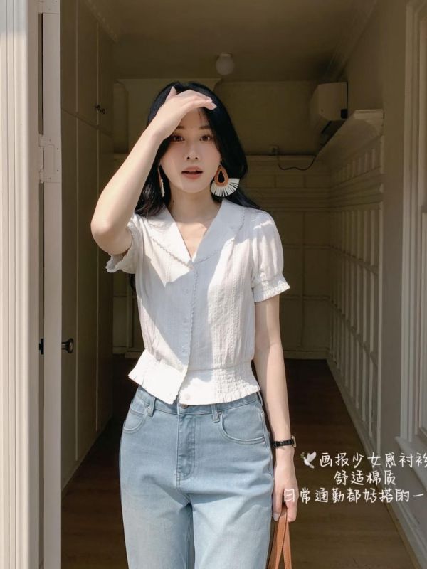 設計感收腰法式蕾絲花邊V領襯衫 設計感收腰法式蕾絲花邊V領襯衫