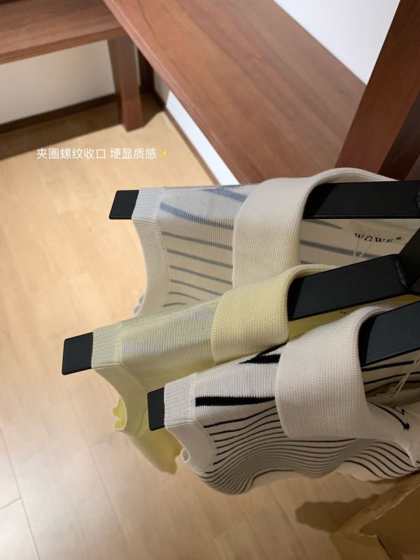 法式經典百搭條紋polo領針織背心-3色 法式經典百搭條紋polo領針織背心-3色