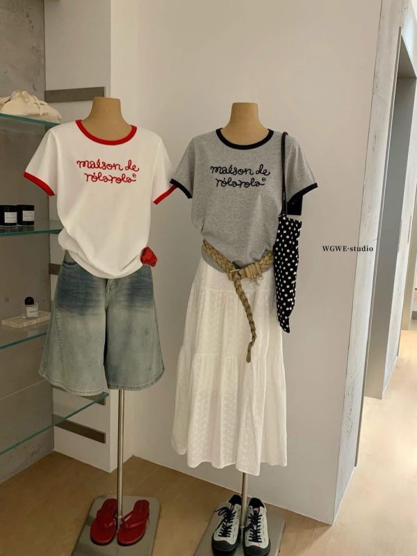 撞色草寫立體英文字母tee-3色 撞色草寫立體英文字母tee-3色