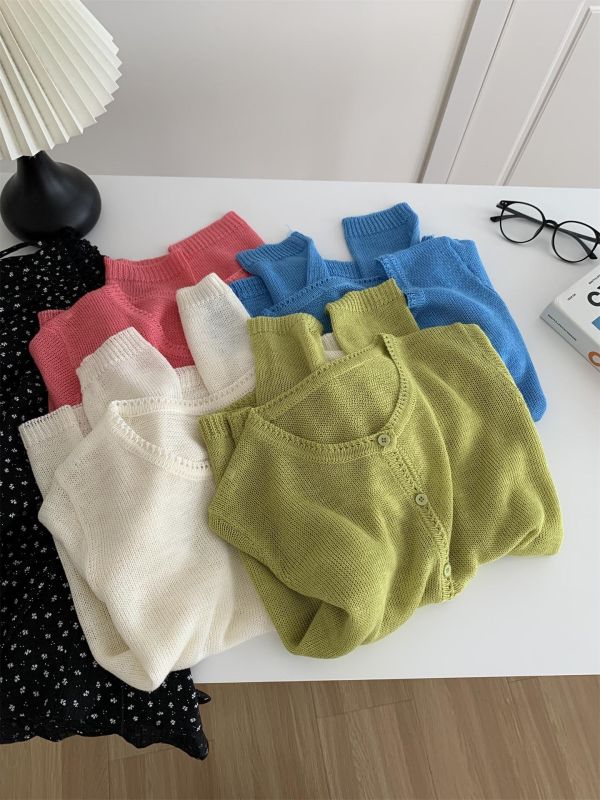 顯白色系克萊因藍冰絲薄款鬆弛感防曬空調罩衫-4色 顯白色系克萊因藍冰絲薄款鬆弛感防曬空調罩衫-4色