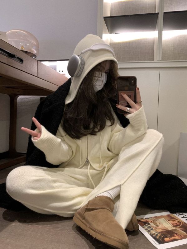 寬鬆連帽針織開衫+闊腿褲休閒套裝-3色 寬鬆連帽針織開衫+闊腿褲休閒套裝-3色