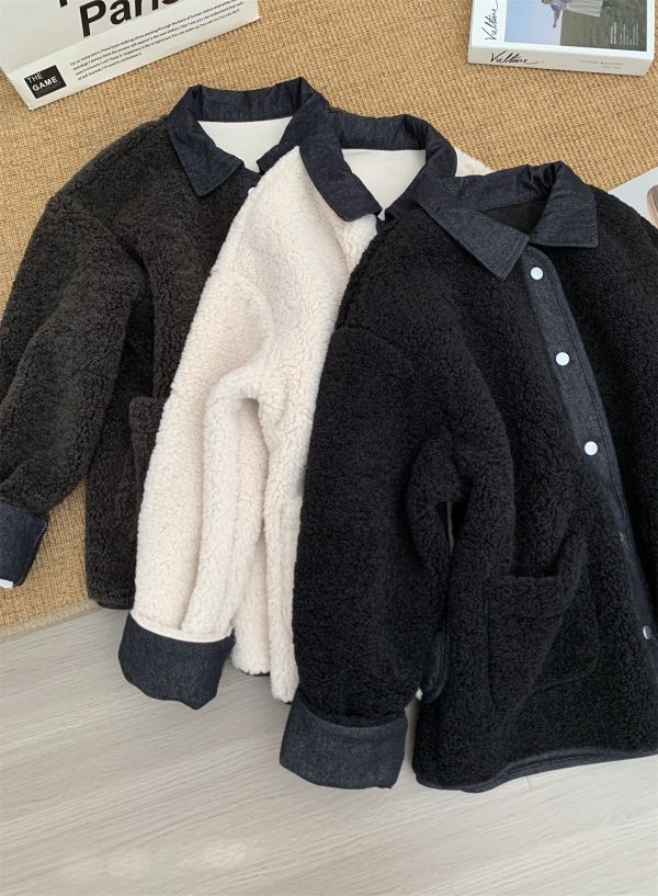 拼接牛仔設計感翻領仿羊毛保暖麂皮絨外套-3色 拼接牛仔設計感翻領仿羊毛保暖麂皮絨外套-3色