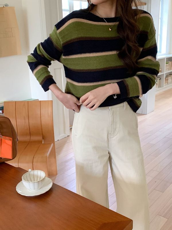 治癒假期 韓系慵懶撞色條紋寬鬆毛衣-2色 治癒假期 韓系慵懶撞色條紋寬鬆毛衣-2色