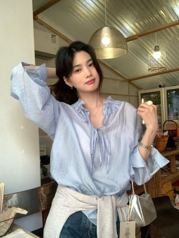 氛圍感繫帶氣質肌理感小衫-3色 氛圍感繫帶氣質肌理感小衫-3色