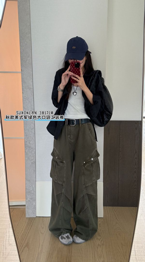 美式街頭感休閒大口袋工裝褲-2色 美式街頭感休閒大口袋工裝褲-2色