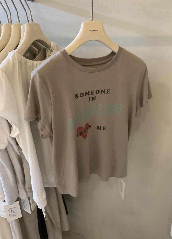 愛心字母印花顯瘦圓領T恤-3色 愛心字母印花顯瘦圓領T恤-3色