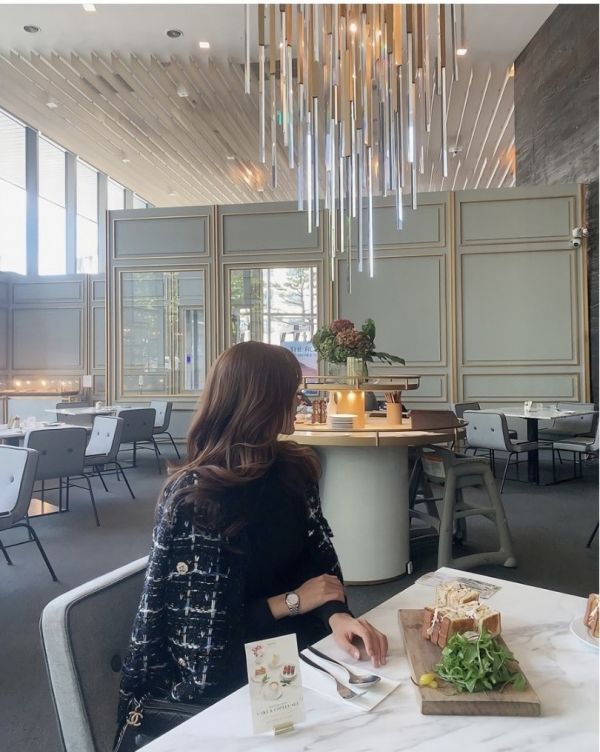 Korea 氣質寬鬆小香風針織外套-3色 Korea 氣質寬鬆小香風針織外套-3色