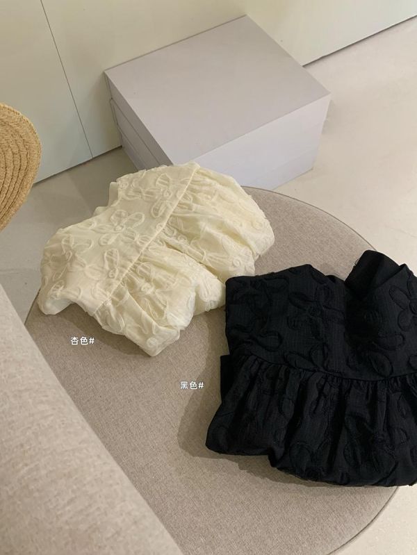 小吊帶蕾絲V領甜美法式小背心-2色 小吊帶蕾絲V領甜美法式小背心-2色