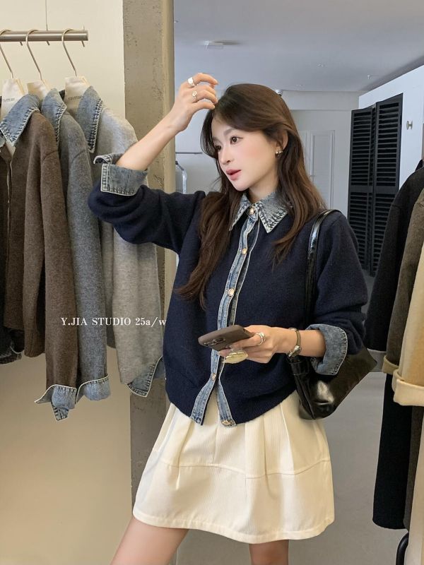 假兩件牛仔拼接翻領撞色針織上衣-4色 假兩件牛仔拼接翻領撞色針織上衣-4色