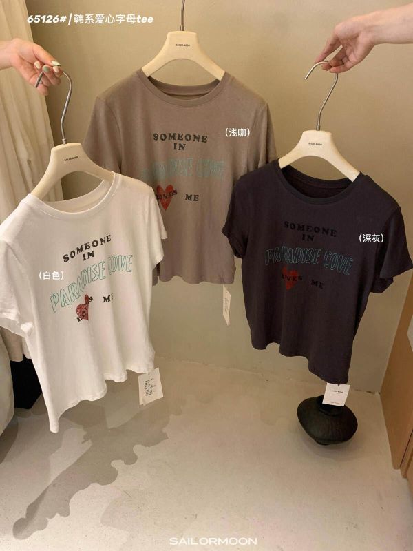 愛心字母印花顯瘦圓領T恤-3色 愛心字母印花顯瘦圓領T恤-3色