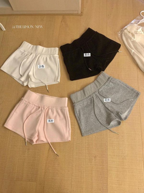 純色高腰A版減齡休閒短褲-4色 純色高腰A版減齡休閒短褲-4色