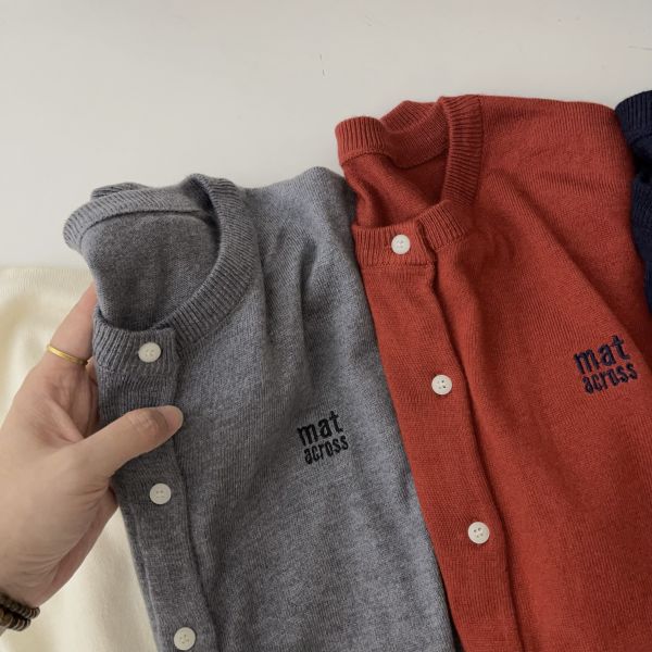早秋上衣/開衫兩穿 刺繡百搭小清新單品-4色 早秋上衣/開衫兩穿 刺繡百搭小清新單品-4色