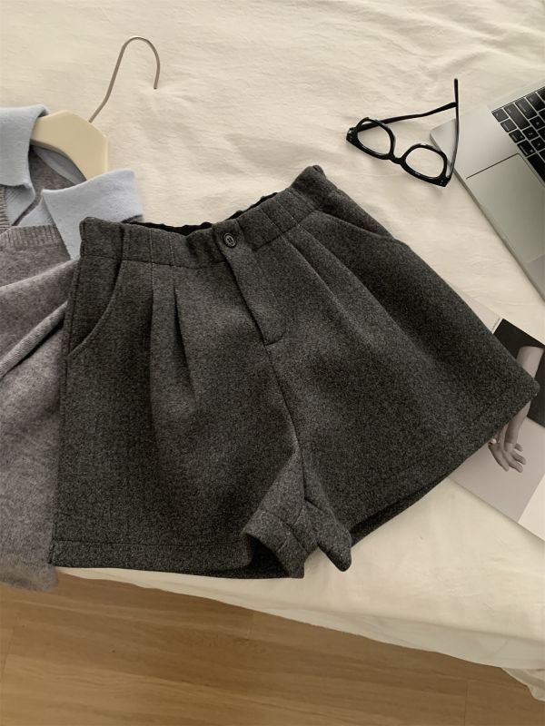 加厚毛呢顯瘦a字腿休閒短褲-2色 加厚毛呢顯瘦a字腿休閒短褲-2色