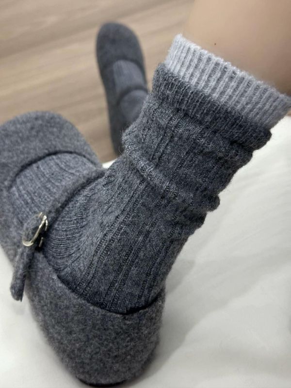 深灰色系～冬日氛圍加厚羊毛襪4色一組 深灰色系～冬日氛圍加厚羊毛襪4色一組