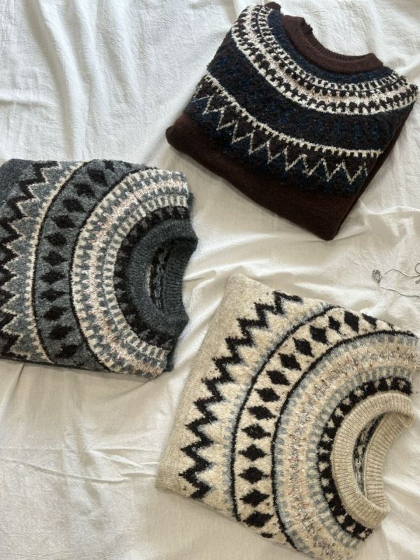 冬日氛圍感韓系復古提花針織上衣-3色 冬日氛圍感韓系復古提花針織上衣-3色