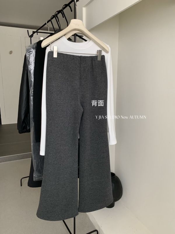 簡約加絨顯瘦大長腿微喇叭休閒褲-2色 簡約加絨顯瘦大長腿微喇叭休閒褲-2色