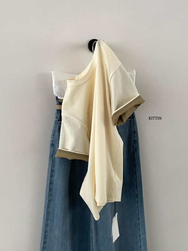 時尚簡約設計感拼色百搭圓領上衣-4色 時尚簡約設計感拼色百搭圓領上衣-4色