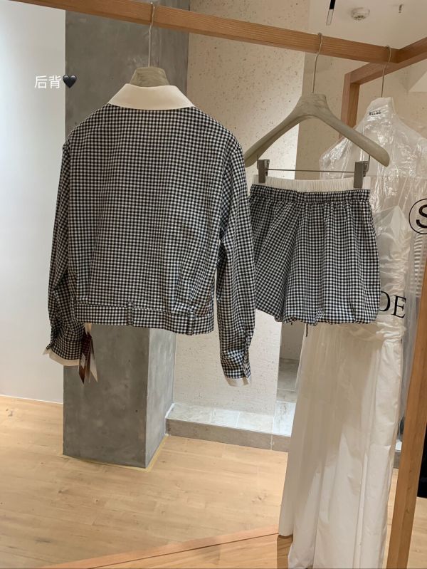 復古格子娃娃領襯衫+百搭顯瘦短裙套裝 復古格子娃娃領襯衫+百搭顯瘦短裙套裝