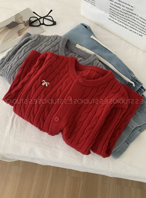 溫柔麻花蝴蝶結釘扣毛衣外套-3色 溫柔麻花蝴蝶結釘扣毛衣外套-3色