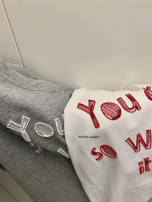 舒適設計感 百搭刺繡短T-2色 舒適設計感 百搭刺繡短T-2色