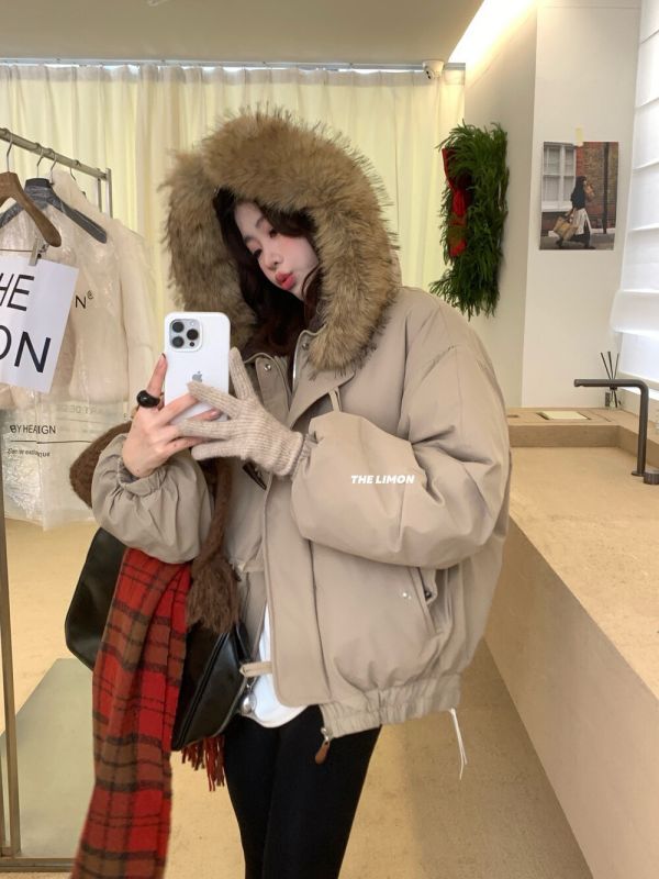 百搭寬鬆牛角扣連帽毛領派克外套 百搭寬鬆牛角扣連帽毛領派克外套