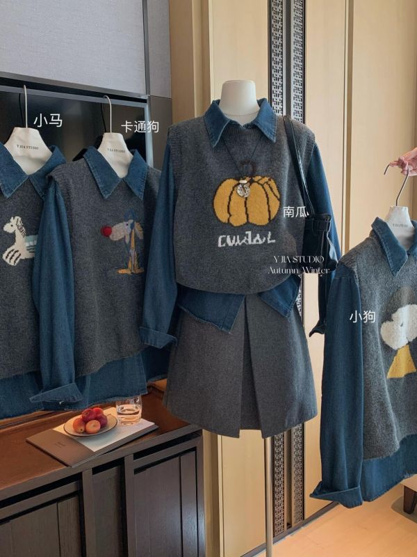 韓系疊穿背心+寬鬆休閒牛仔襯衫兩件套-4樣式 韓系疊穿背心+寬鬆休閒牛仔襯衫兩件套-4樣式