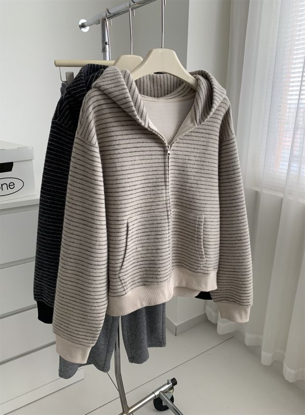 慵懶鬆弛感條紋廓形拉鍊連帽外套-2色 慵懶鬆弛感條紋廓形拉鍊連帽外套-2色