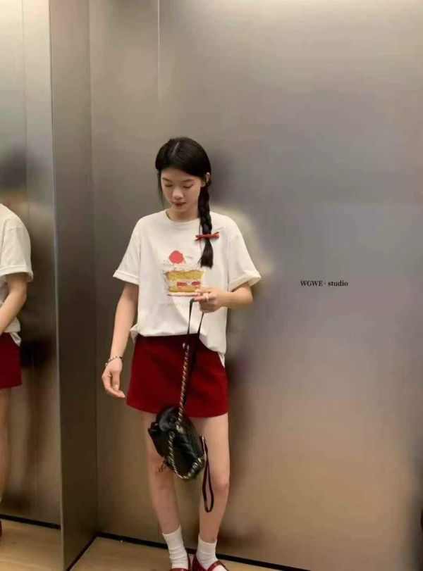 寬版蛋糕油畫棉tee-3色 寬版蛋糕油畫棉tee-3色