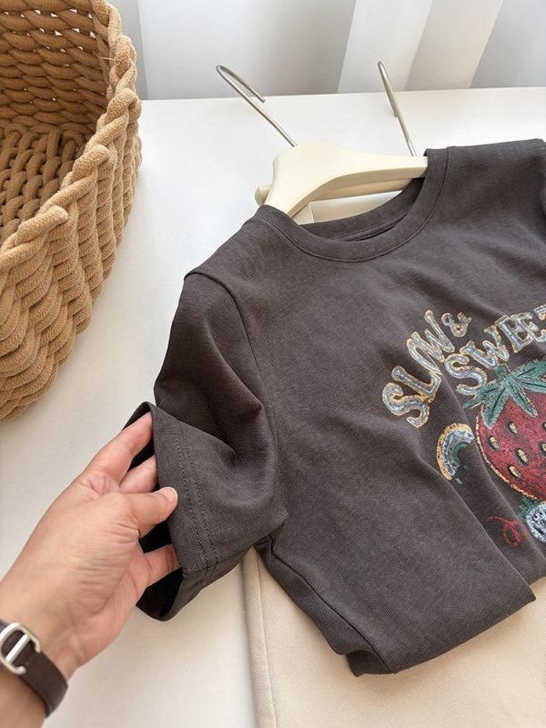 復古草莓印花寬鬆休閒薄雪花棉上衣 復古草莓印花寬鬆休閒薄雪花棉上衣