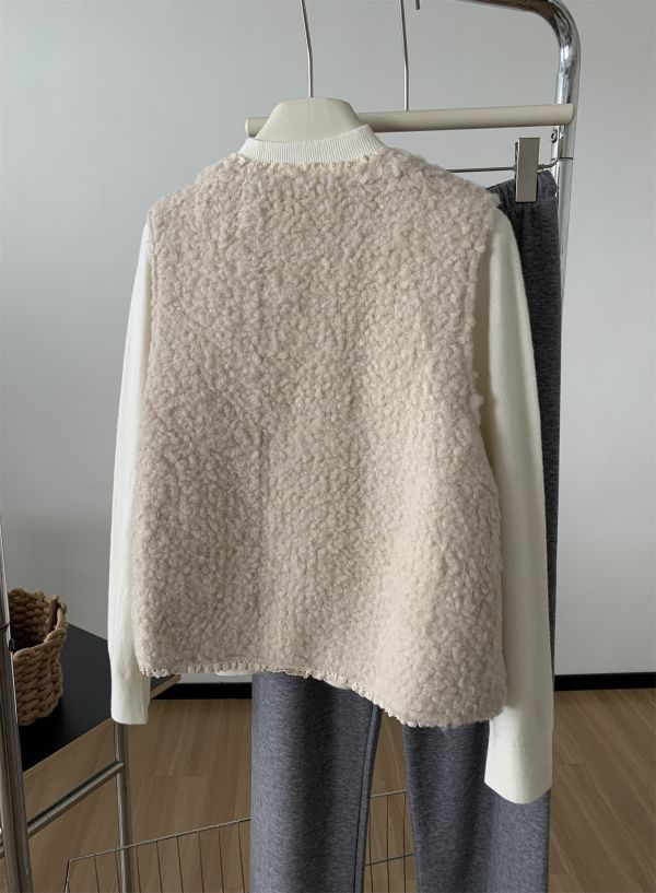 兩面穿溫柔復古花邊V領羊羔毛燈芯絨背心 兩面穿溫柔復古花邊V領羊羔毛燈芯絨背心