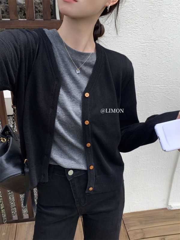 熱銷款百搭磨毛純色正肩打底T恤-15色 熱銷款百搭磨毛純色正肩打底T恤-15色
