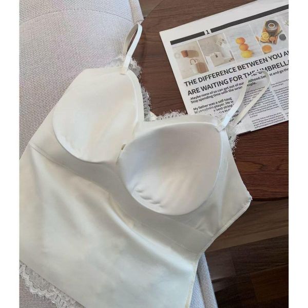 溫柔到爆炸～超美蕾絲氣質美背背心-3色 溫柔到爆炸～超美蕾絲氣質美背背心-3色