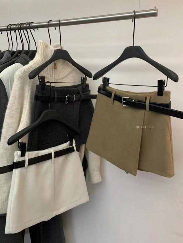 毛呢厚實直筒半身裙-3色 毛呢厚實直筒半身裙-3色