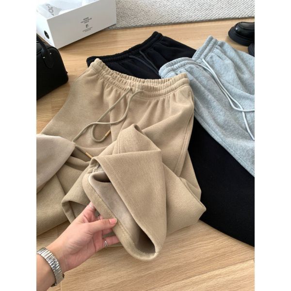 經典百搭直筒奶茶色加絨保暖休閒褲-3色 經典百搭直筒奶茶色加絨保暖休閒褲-3色