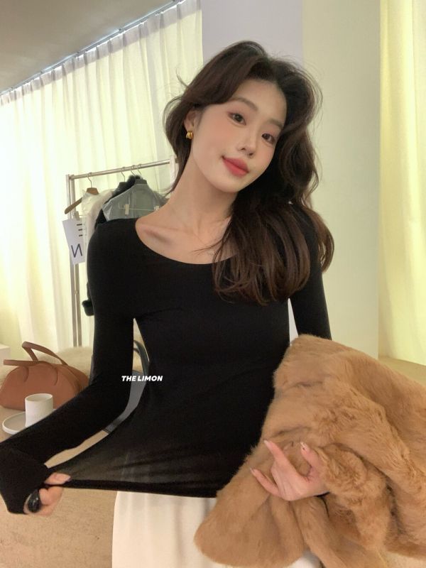 親量貼敷基礎極簡風修身內搭-3色 親量貼敷基礎極簡風修身內搭-3色